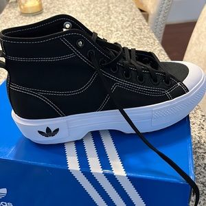 Adidas Nizza Trek high top sneaker